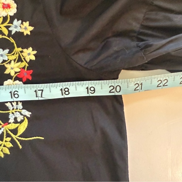Loft Parrot Jungle Bell Mid Sleeve Embroidered Colorful Floral Black Shirt Top - Picture 12 of 12